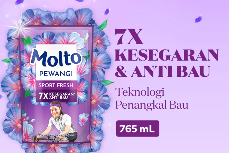Molto Pewangi Pakaian Sport Fresh 7x Kesegaran & Anti Bau 765ml